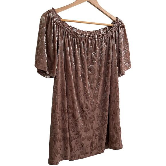 Taupe Velvet Floral Accents size medium Forever 21 New!🏷 - Picture 2 of 16